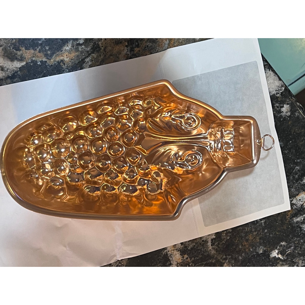 70s Grapes Metal Jello Mold Vintage Copper Colored Grapes Vintage Farmhouse - Picture 10 of 10